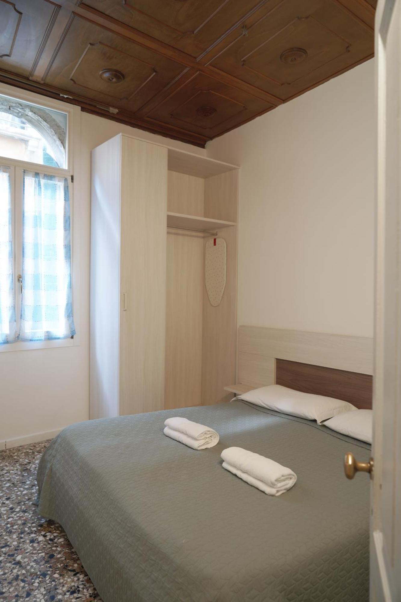 Melusina Apartments Rialto Veneza Exterior foto